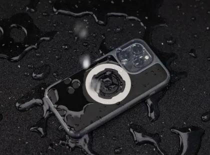 Husa impermeabila QUAD LOCK MAG iPhone 15 Pro