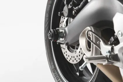 SW-MOTECH REAR AXLE SLIDER SET MT-09