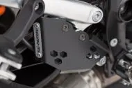Προστατευτικό κυλίνδρου φρένων SW-MOTECH GUARD ΚΥΛΙΝΔΡΟΣ ΦΡΕΝΩΝ ADVENTURE 1050 ABS 16