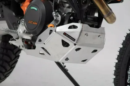 Engine protector tray SW-MOTECH ENGINE GUARD KTM 690