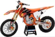 Мотоциклет играчка NEW-RAY KTM Red Bull 450 SX-F Chase Sexton (No 4) 1:12
