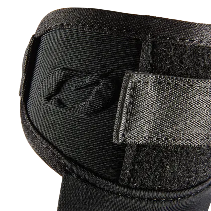 O'NEAL PRO III BLACK V.24 παιδικό αγκώνα μοτοκρός