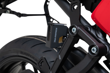 Brake master cylinder protector SW-MOTECH BRAKE FLUID RESERVOIR GUA MT-09 ABS 22