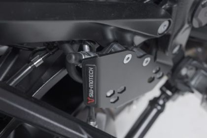 Protecție cilindru principal de frână SW-MOTECH PROTECȚIE CILINDRU DE FRÂNĂ SUPER ADVENTURE 1290 R ABS