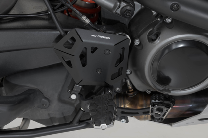 Протектор за спирачна помпа SW-MOTECH Brake Cylinder Guard HARLEY DAVIDSON PAN AMERICA 21-24