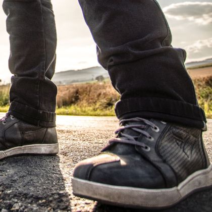 Adidași modeka Midtown gri