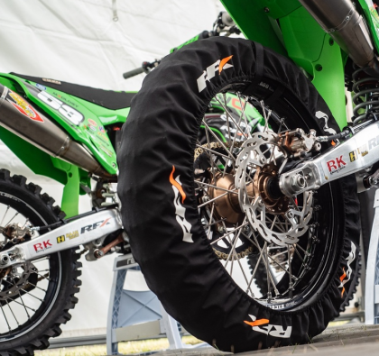 Huse pentru anvelope RFX - 19"/17" și 16"/14"