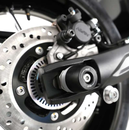 R&G RACING Swingarm Protection Suzuki GSX-8 Axle Crash Plugs