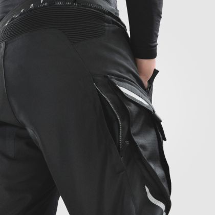 Pantaloni de motocicletă REBELHORN CUBBY-V-NEGRU/GRI