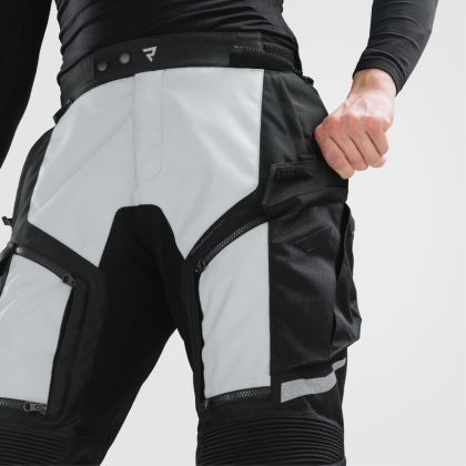 Pantaloni de motocicletă REBELHORN CUBBY-V-NEGRU/GRI