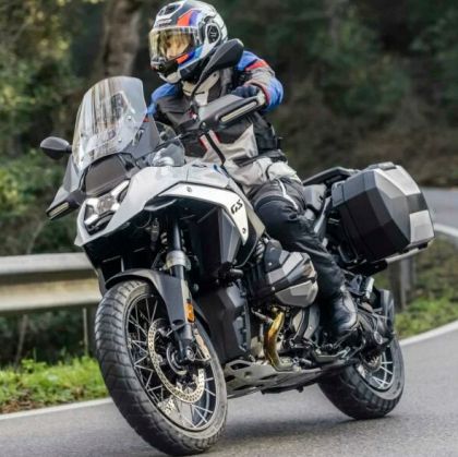 Huse laterale pentru motociclete SHAD EXPANDABLE SH38X
