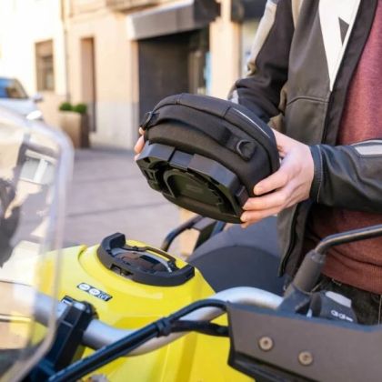 SHAD E02C Motorcycle Tank Bag