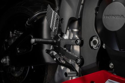 Rear footrests FXR black HONDA GILLES FXR-H06P-B