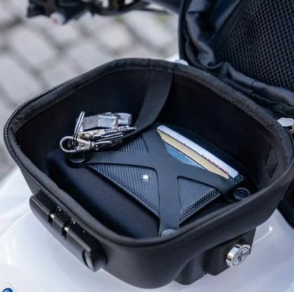 SHAD E03CL PRO Geantă pentru rezervor pentru motocicletă