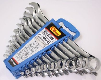 Set of 24-piece Allen wrenches. / 6-32mm