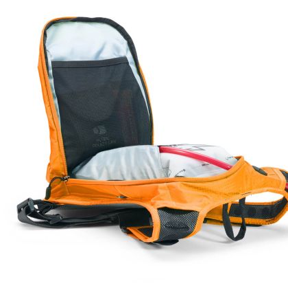 Хидраторна раница USWE OUTLANDER 9L HYDRATION PACK ORANGE