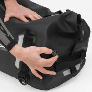 Мото чанта SPIDI ROLLTOP BAG BLACK