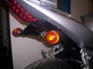 Suport pentru plăcuța de înmatriculare R&G RACING pentru SV650 '03-06, SV1000 '03-08