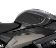 Apărătoare rezervor R&G RACING Mânere de tracțiune rezervor NEGRE Triumph Daytona 660 24-25