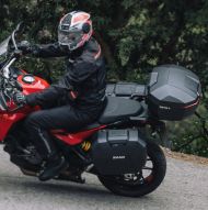 Motorcycle suitcase SHAD SH51 CARBON