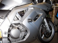Προστατευτικά R&G RACING Classic Cruise Protectors (βάση περιστροφής ψαλιδιού) Μαύρα Suzuki SV650 Full Faired 03-12